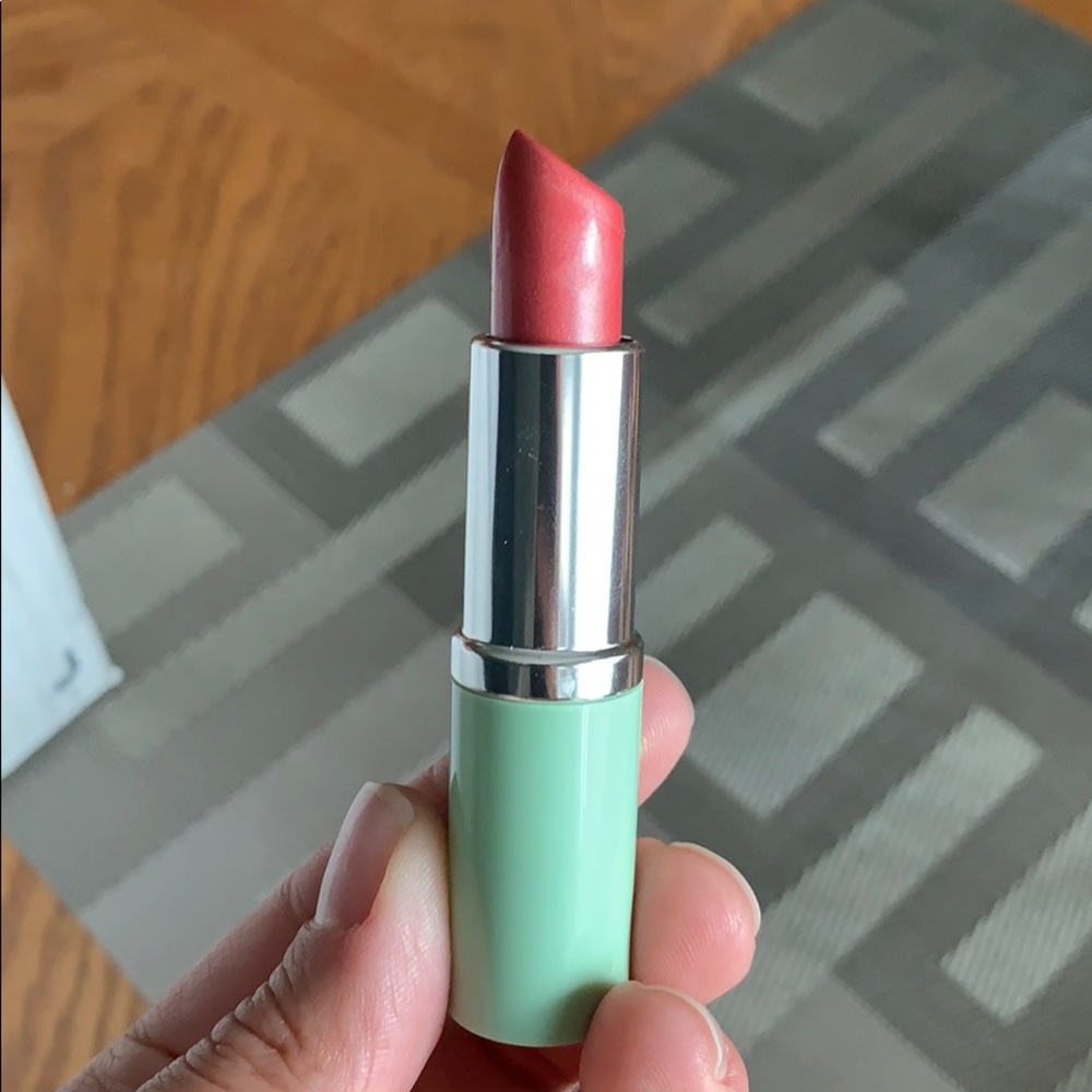 New Clinique Lipstick! Color is Rose Taffy
